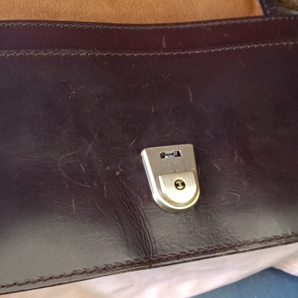 Patricia Nash Leather/Fur Crossbody - Picture 8 of 11